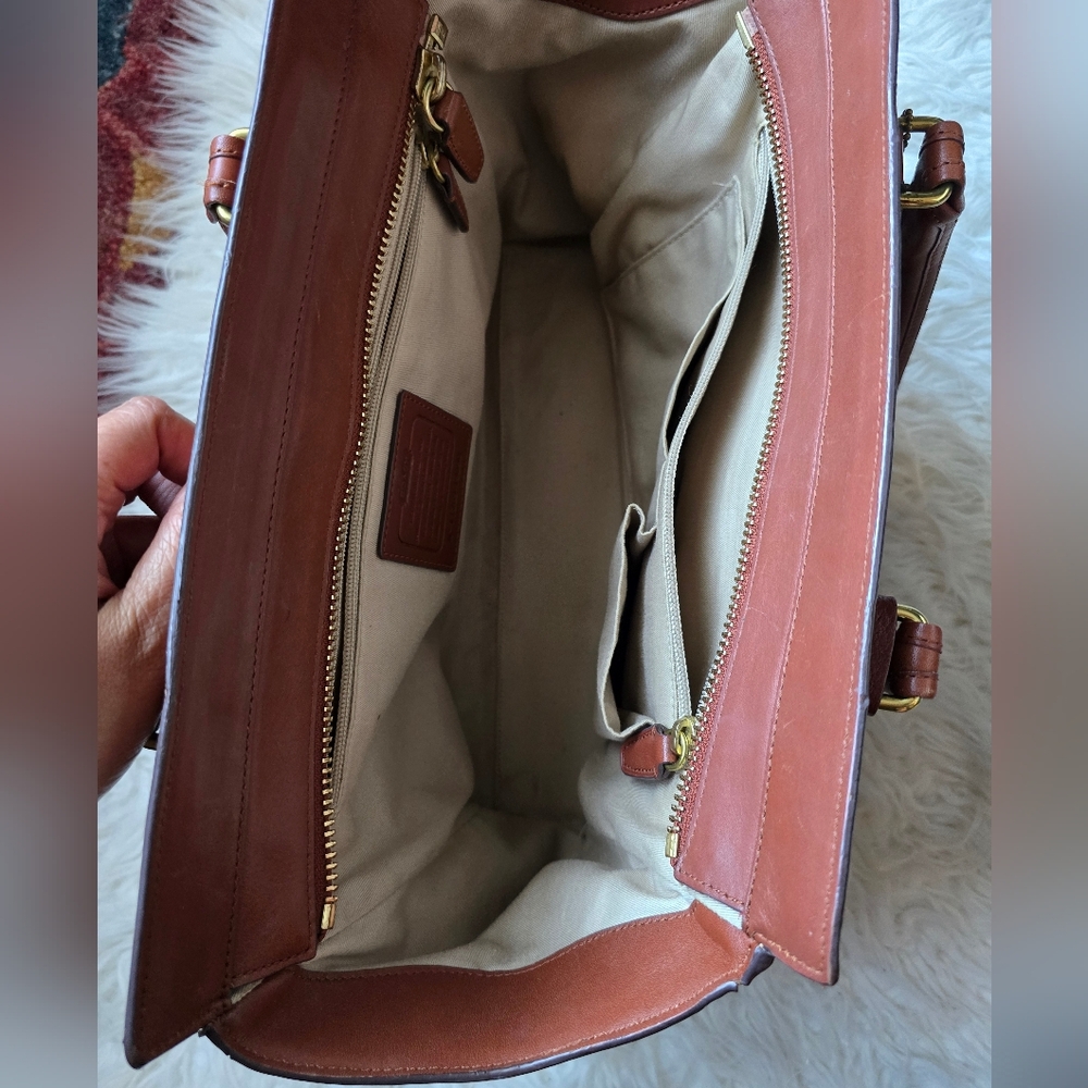 Coach Legacy Candace medium carryall cognac leather - Picture 3 of 11